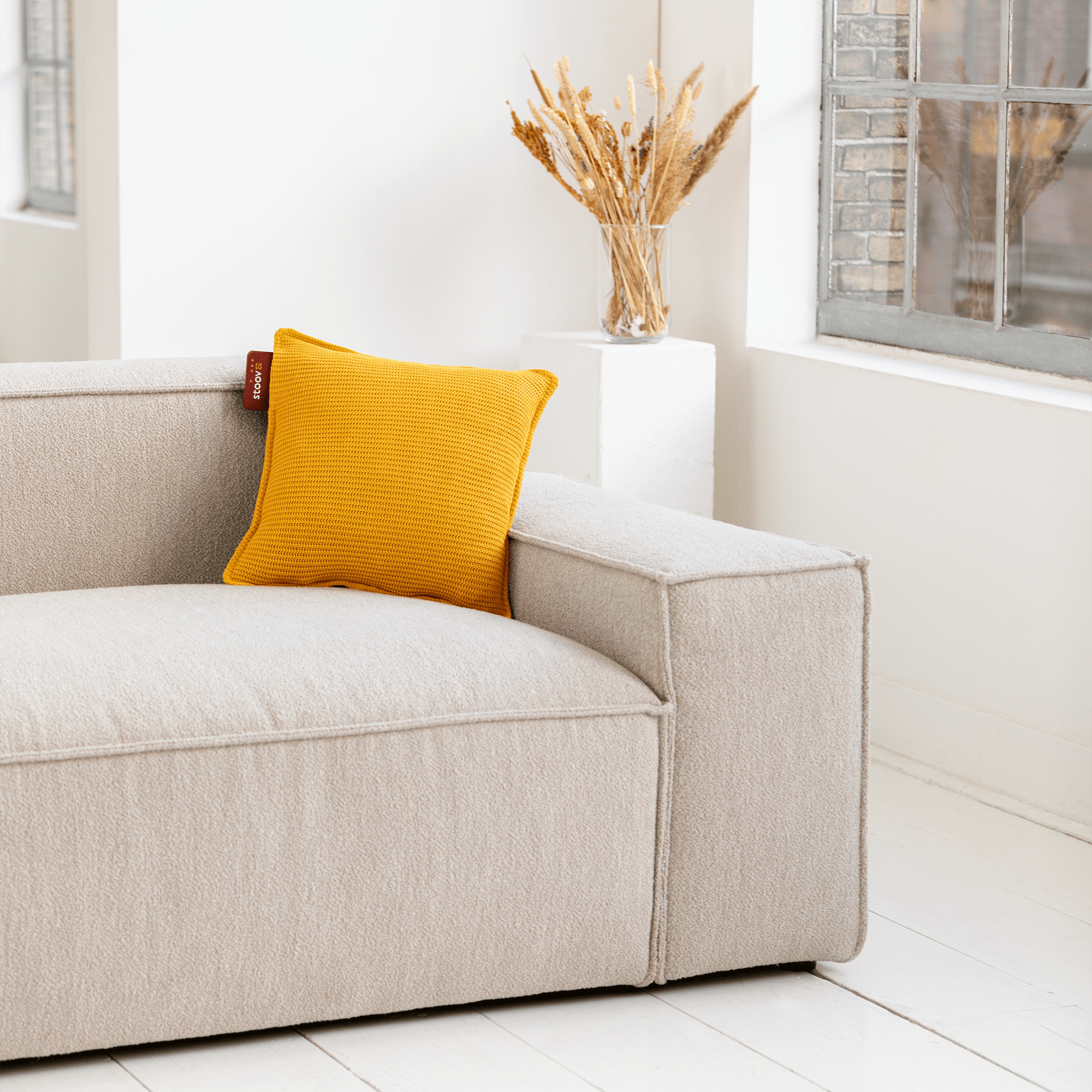 Secondary hover image