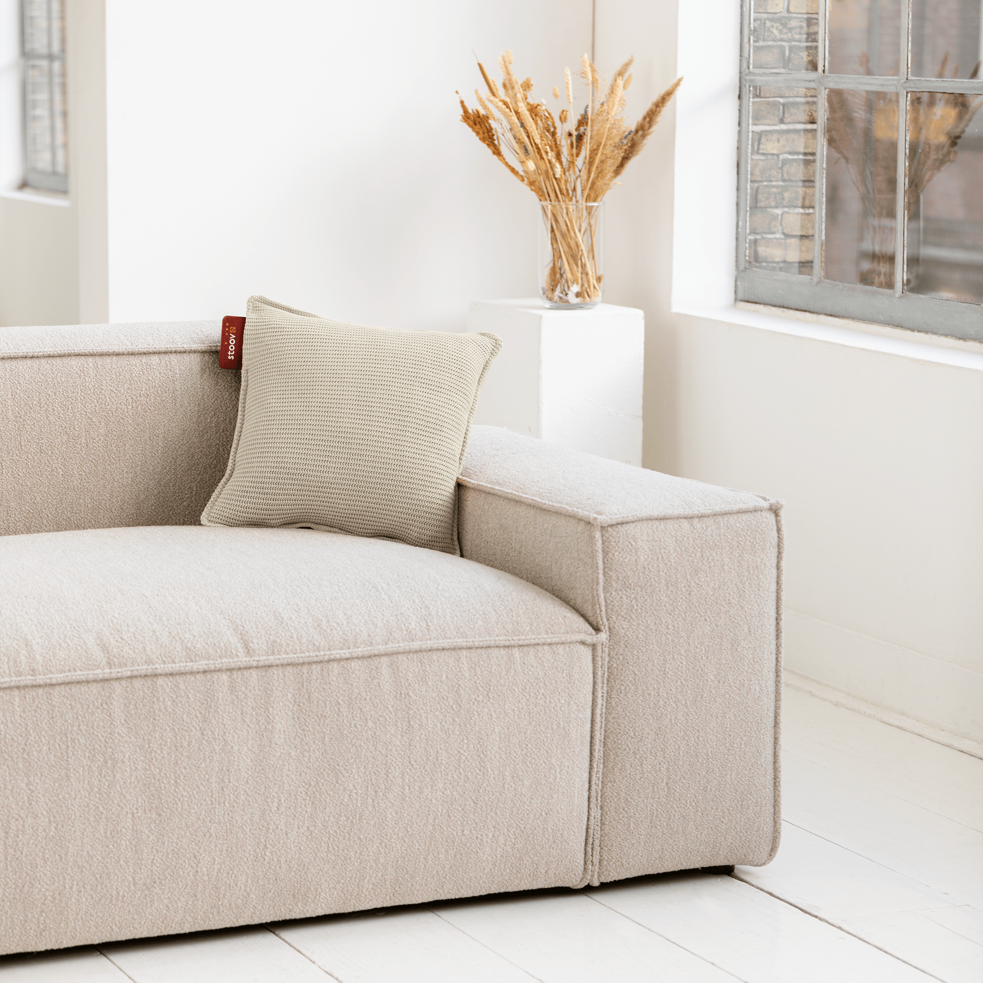 Secondary hover image