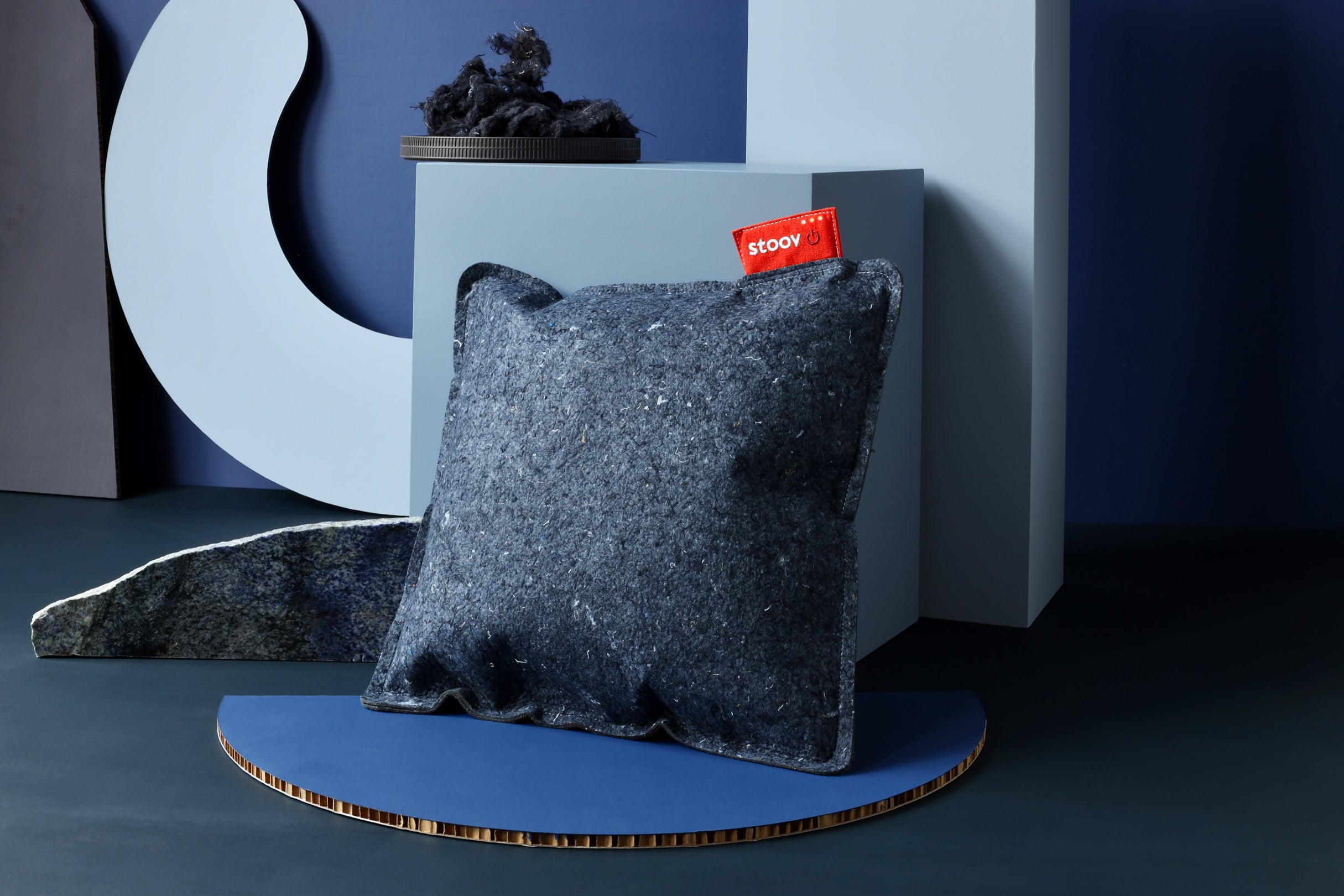 Secondary hover image