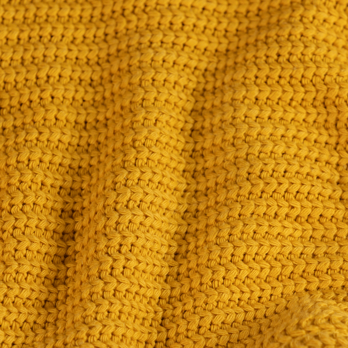S1 PLOOV 45X60 KNITTED YELLOW KNIT BACK